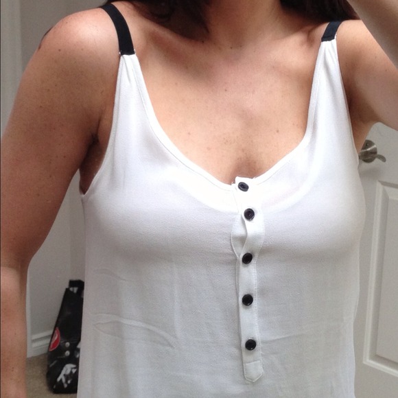 >>>>>Sold<<<<White top