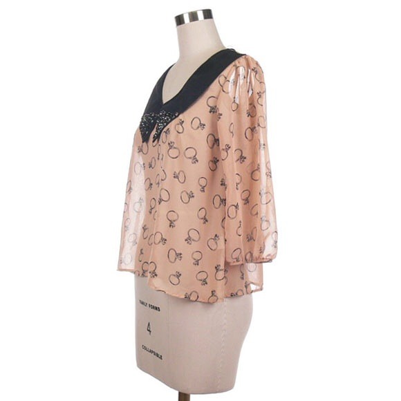 Ring printed and stud on collar chiffon top. - Picture 2 of 3