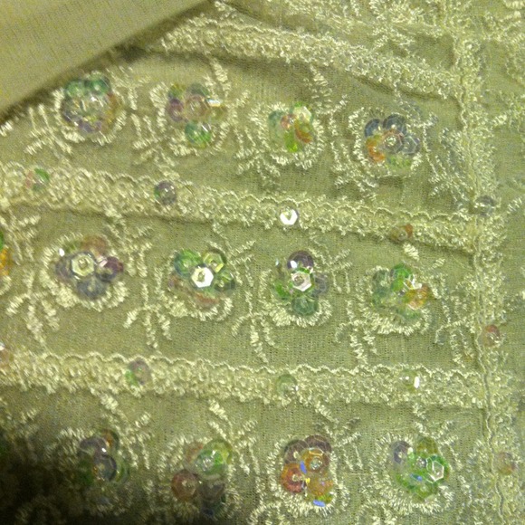 White sheer long sleeve top - Picture 2 of 2