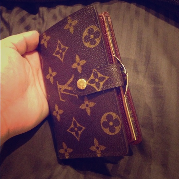 Authentic Louis Vuitton French Wallet.