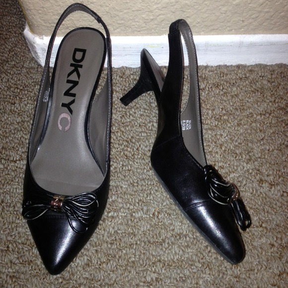DKNY small heel