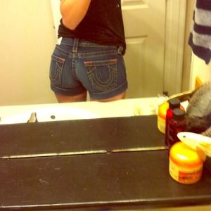 True religion shorts:Reserved for jinxie!!!