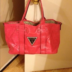 Pink guess tote! Authentic