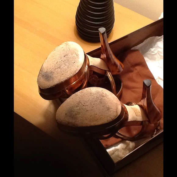 ‼️NEW REDUCTION‼️HOST PICK‼️Authentic Gucci Sandal - Picture 4 of 4