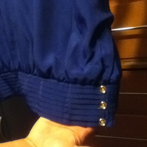 Blue Dressy Blouse - Picture 4 of 4