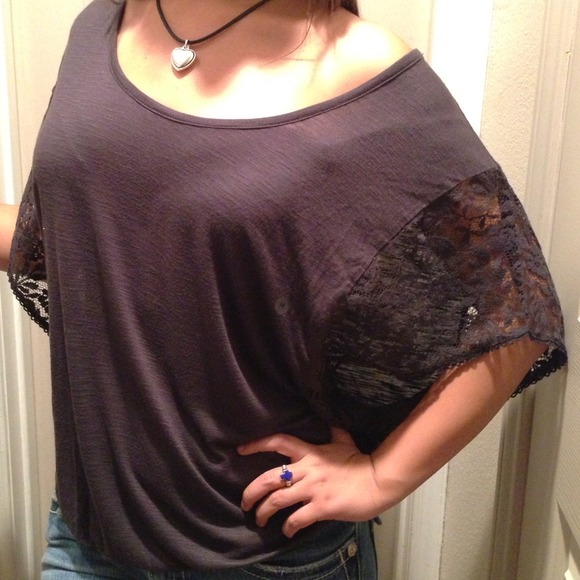 🔴SOLD🔴AMERICAN EAGLE DARK GRAY TOP