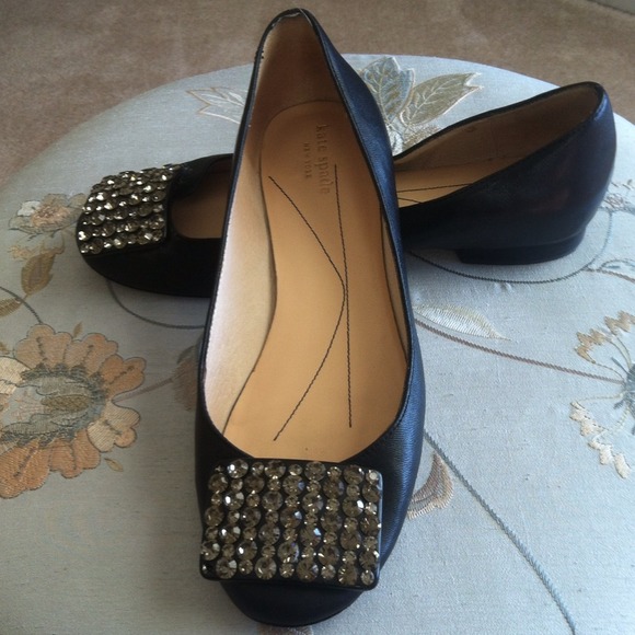 JUST REDUCED! Kate Spade crystal flats👠