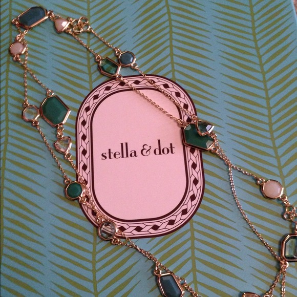 *SOLD**Stella & Dot Pippa Necklace