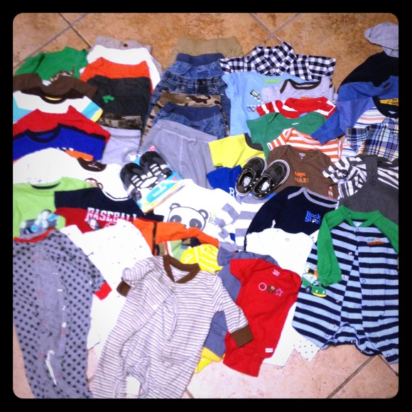 🚫Reserved🚫57 pieces of baby clothes and shoes