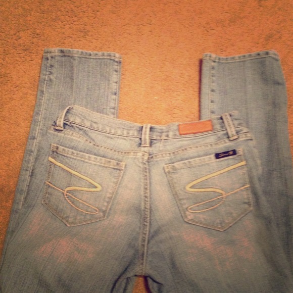 💢💢SOLD💢💢Seven Jeans