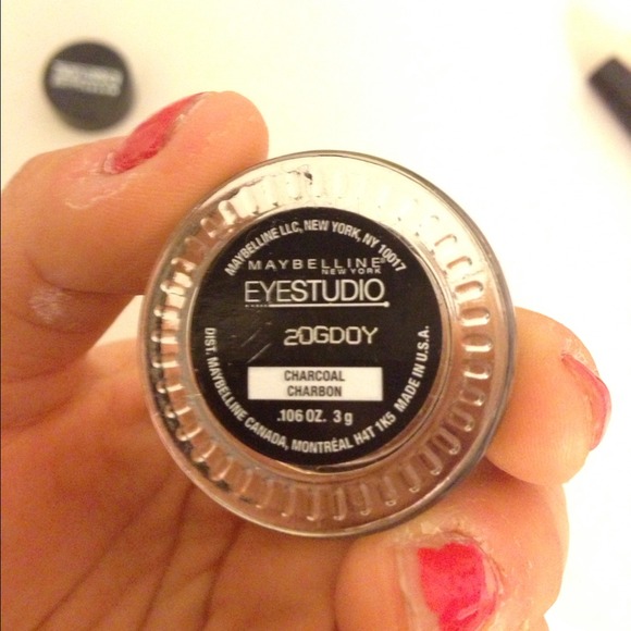 🔴SOLD🔴Maybelline eye studio gel liner charcoal - Picture 3 of 3