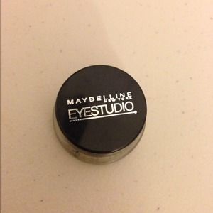 🔴SOLD🔴Maybelline eye studio gel liner charcoal