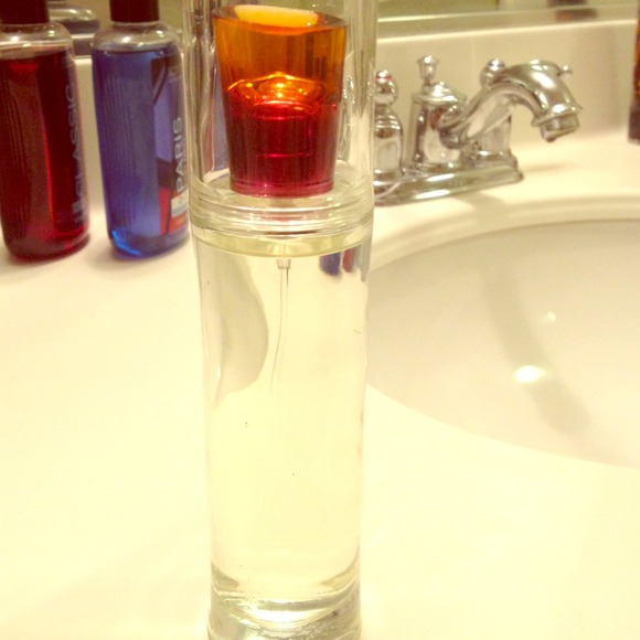 EAU TORRIDE perfume