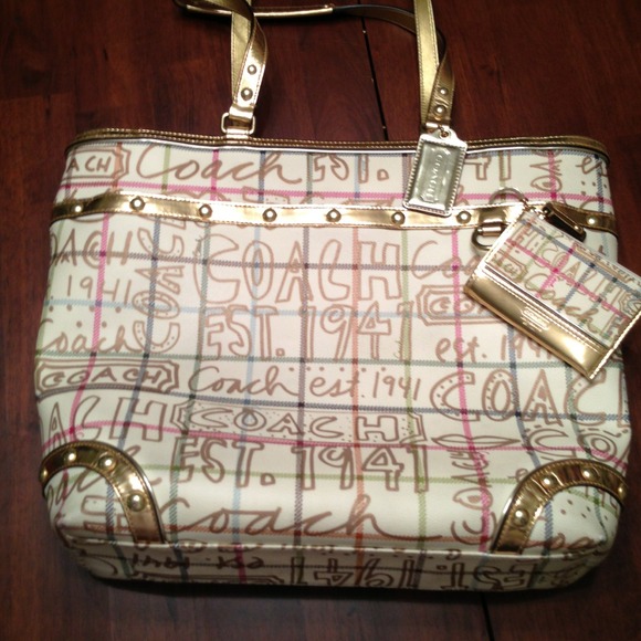 Authentic Coach Tote & Coin Bag Bundle!