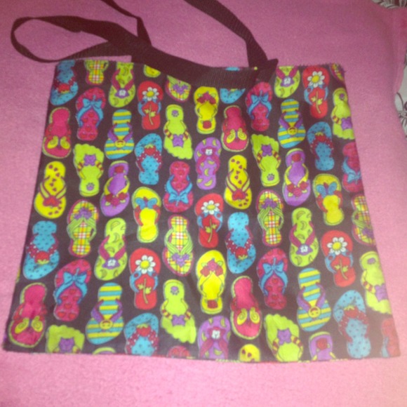 Cute summer large flip flop bag <3
