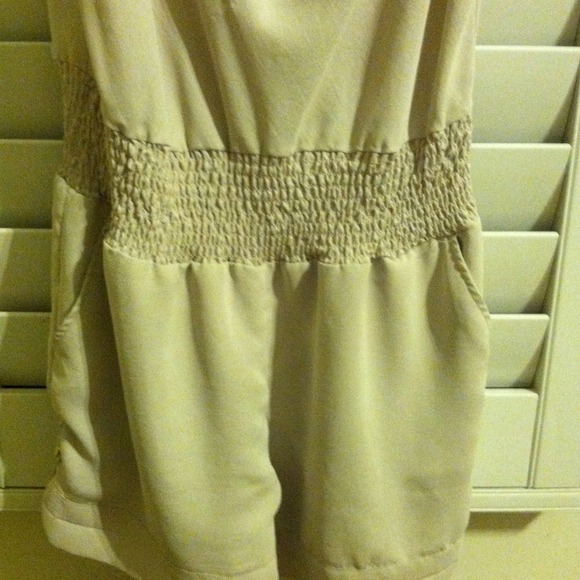 Nikibiki Spring Jumper - Picture 2 of 4