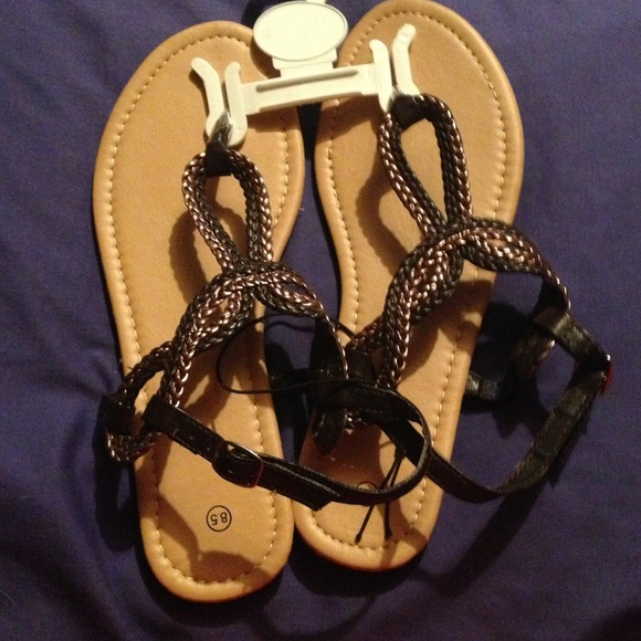 NWT Brown metallic sandals!