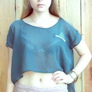 Chiffon hi-low crop top