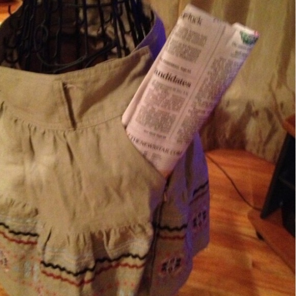 β¨Host Pick β¨LINEN! Super Presh!!!POCKET Skirt!!! - Picture 3 of 3