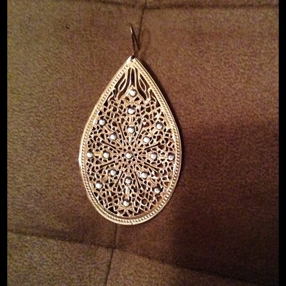 Oval EarringsšFGWP - Picture 2 of 2