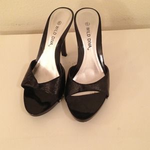 SOLD IN BUNDLE Wild Diva Slip on heels