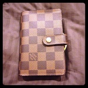Authentic Louis Vuitton Wallet & Scarf. Reserved.