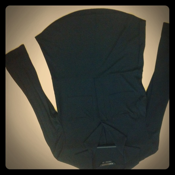 Bcbg solid black long sleeve top - Picture 1 of 3