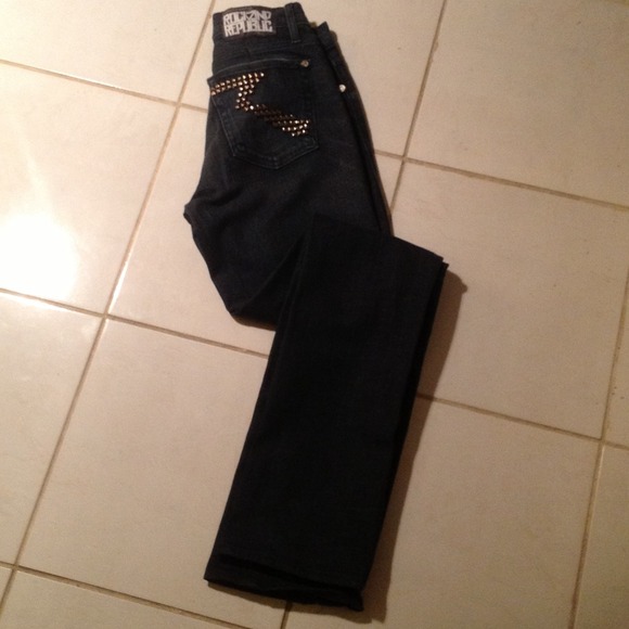 ❌Sold❌Rock & Republic Jeans - Picture 4 of 4