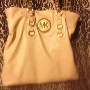 Inspired by michael kors tan purse