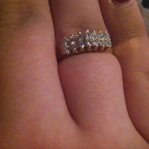 Beautiful Cyrstal Ring