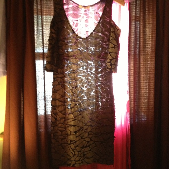 Dress❌sold❌ - Picture 3 of 3