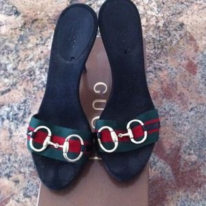 Gucci 3 inch heels classic