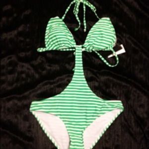 One Piece Bathing Suit 👙