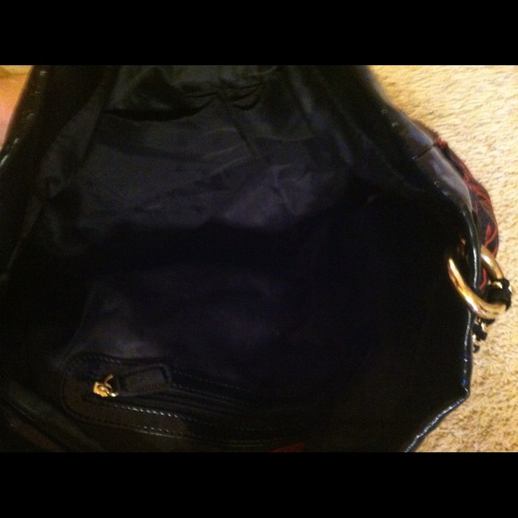 Tommy Hilfiger purse! - Picture 4 of 4