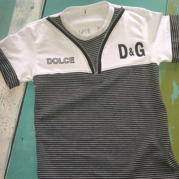 Boys size 6 Dolce and Gabbana t shirt