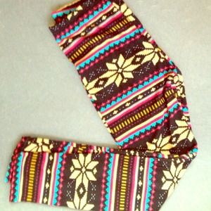 SOLD!! Tribal leggings!