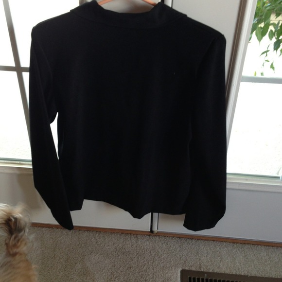 Little black jacket - Picture 2 of 3