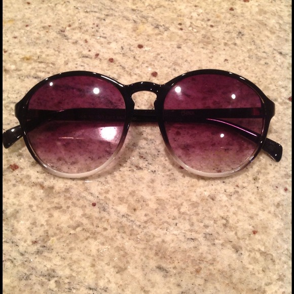 🚨GOOD DEAL$15🚨Item 370 - Picture 2 of 4