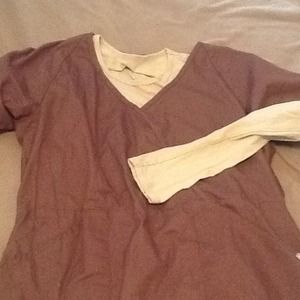 RESERVED for @charlygr1.  KOI Scrub Top