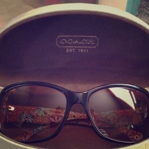 ✨RESERVED✨ AUTHENTIC! Classic Coach sunglasses