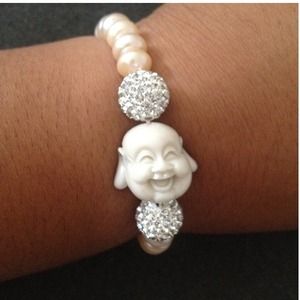Reduced !!!Pearl buddha bracelet