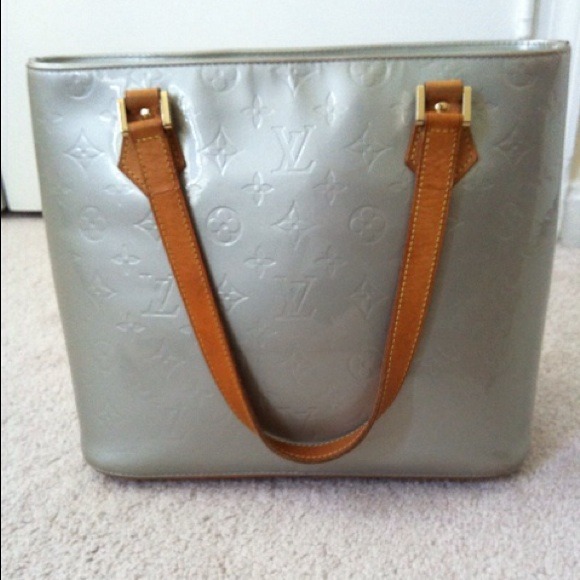 Louis Vuitton Houston silver.