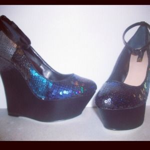 Sequin platform wedge size 9.5 from Bakers shoes.