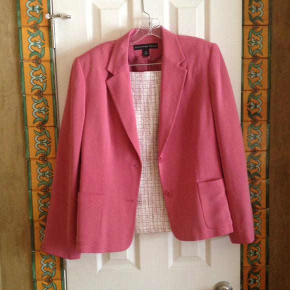 **BUNDLE FOR KPRIDRMORE Professional spring suit!