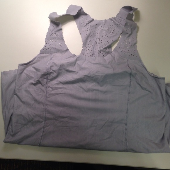 lululemon run: a marathon singlet