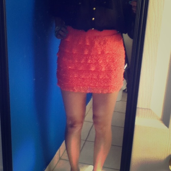 Beautiful salmon skirt size S