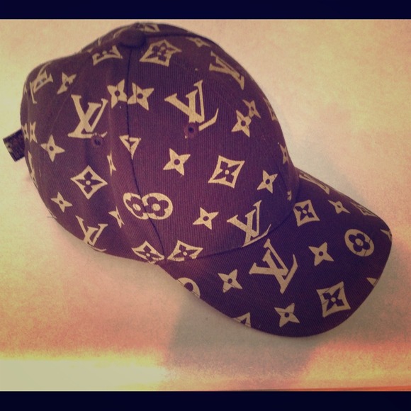 LV hat!