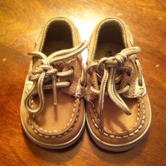 Baby Sperrys!🐟🐠