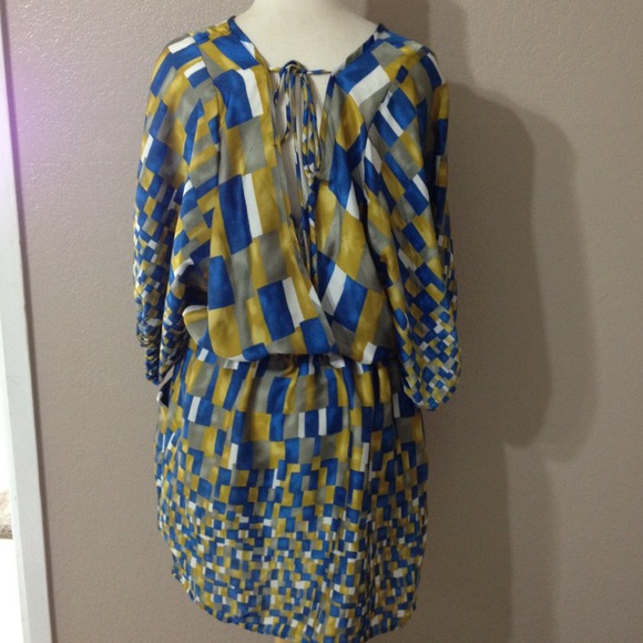 Geometric printed dress - Picture 2 of 3