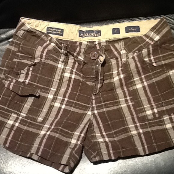 Plaid shorts - Picture 1 of 3